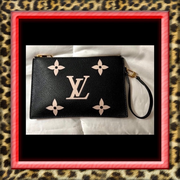 👑✅PRICE FIRM✅ AUTHENTIC Louis Vuitton Bicolor Pouch - Picture 1 of 15